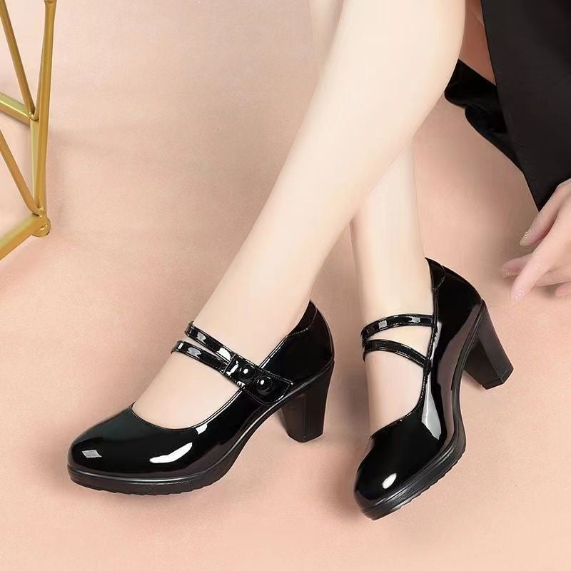 Genuine Soft Leather Womens Pumps With A Round Toe And High Heel