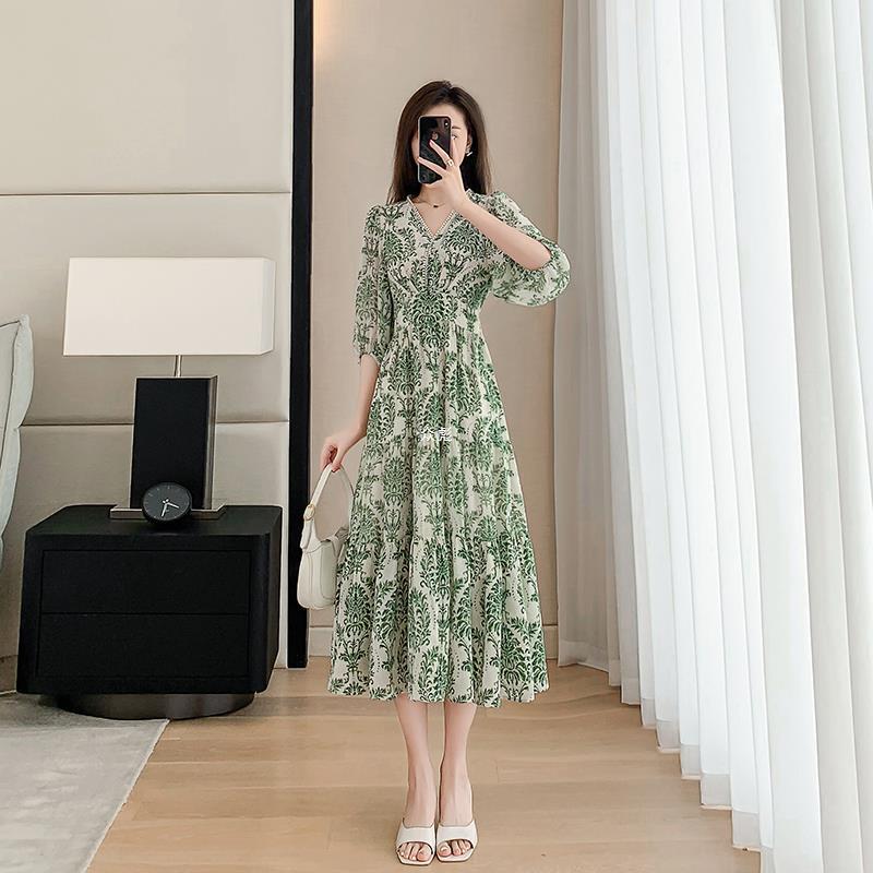 Green Three-quarter-sleeved Chiffon Floral Dress
