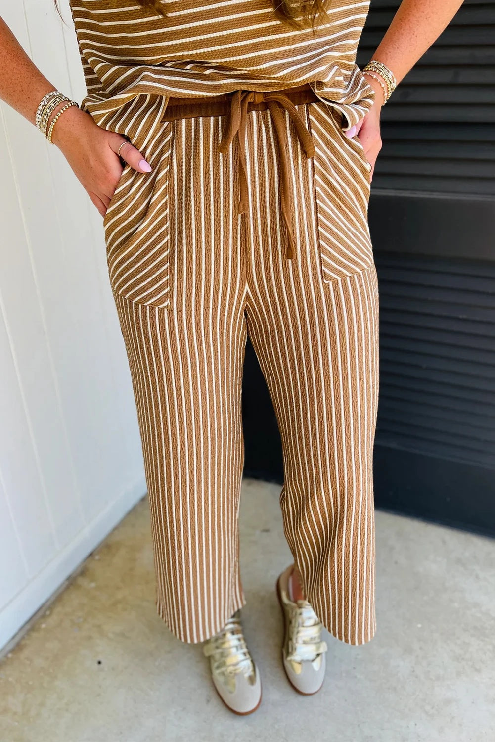 Khaki Striped Crew-neck T-shirt And Drawstring-waist Capri Pants Set